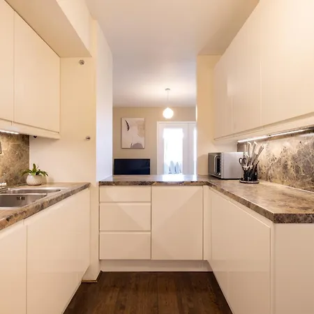 2 Bedroom Apartment By Arhouse Apartments Short Lets & Serviced Accommodation Oxford St With Free Wifi Londres Exterior foto