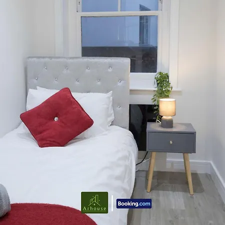 2 Bedroom Apartment By Arhouse Apartments Short Lets & Serviced Accommodation Oxford St With Free Wifi London Exterior foto