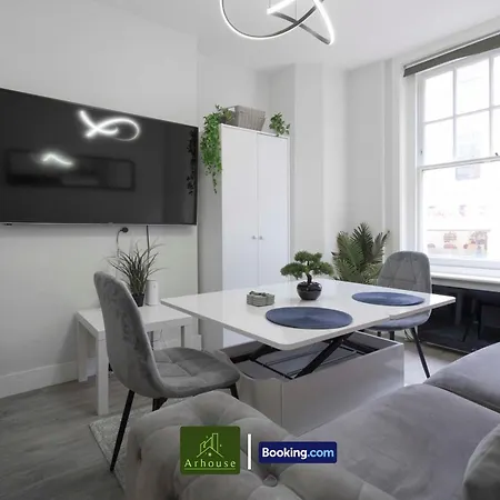 2 Bedroom Apartment By Arhouse Apartments Short Lets & Serviced Accommodation Oxford St With Free Wifi London Exterior foto