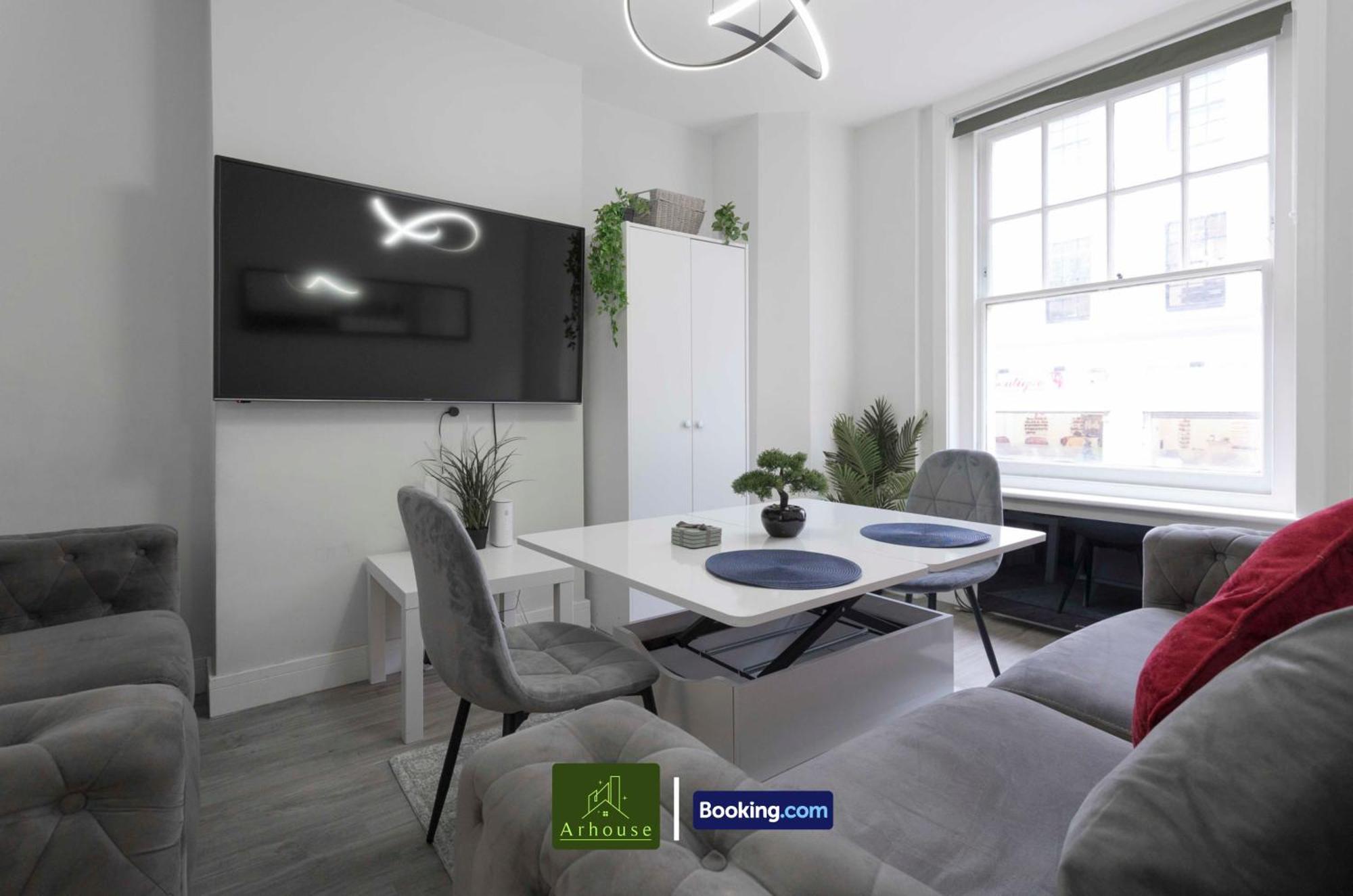2 Bedroom By Arhouse Short Lets & Serviced Oxford St With Free Wifi London